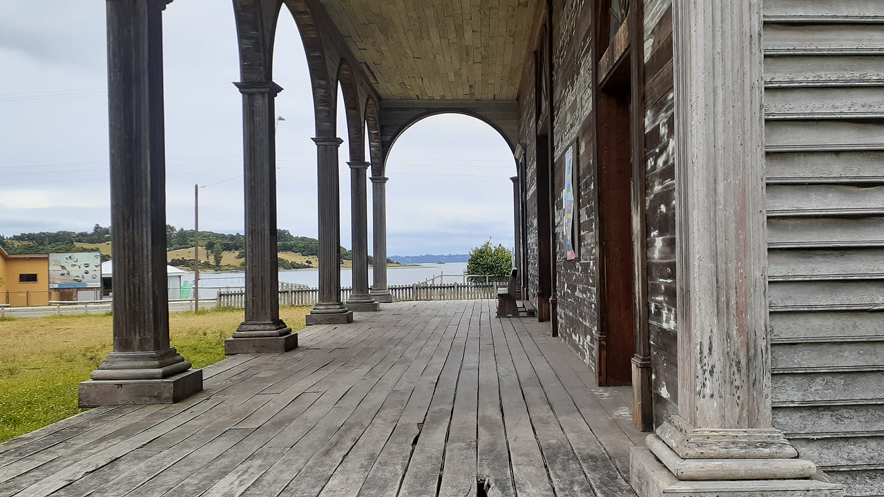iglesia quinchao portada2